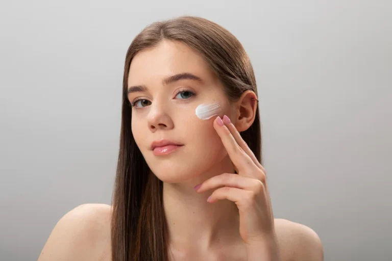 how to treat skin damaged by bleaching cream