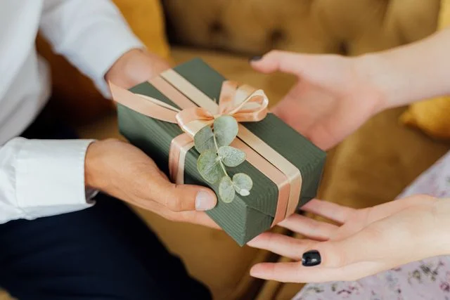 The Psychology of Gift Giving in Relationships